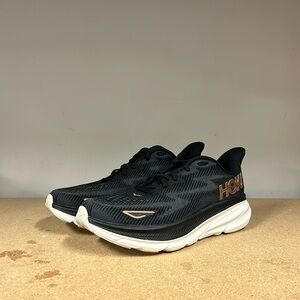 Women’s Hoka Clifton 9